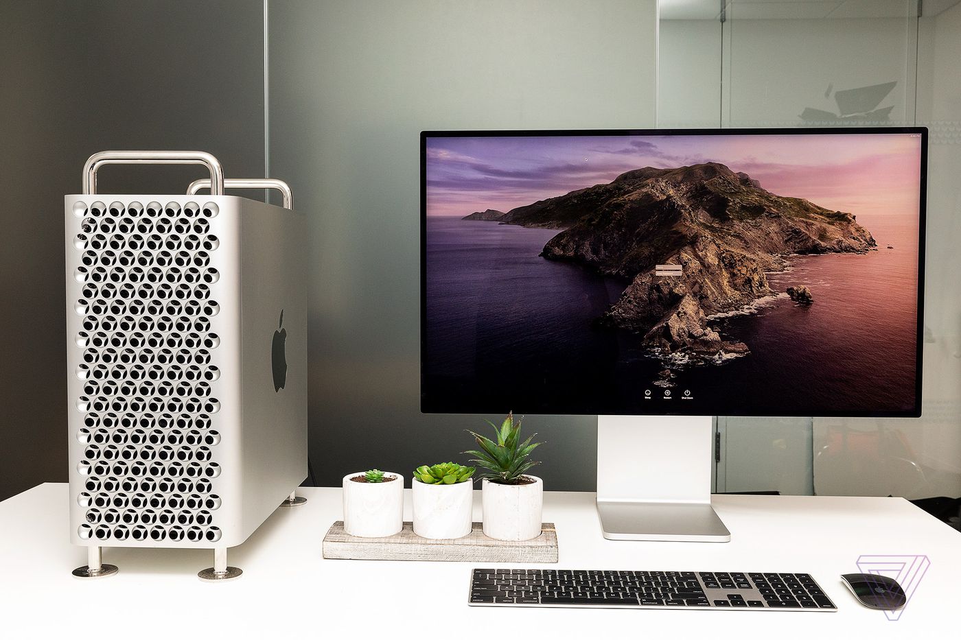 هر آنچه درباره mac pro باید بدانید