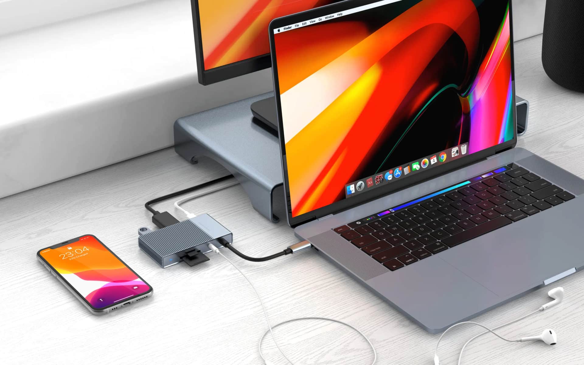 افزایش حافظه داخلی با استفاده از هارد درایوهای USB-C و SD کارت‌ها